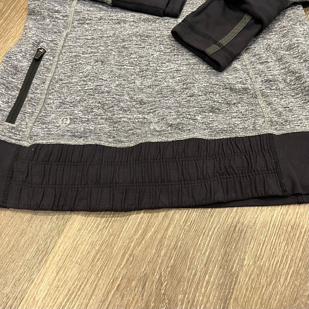 LULULEMON Think Fast Pullover - Picture 14 of 14